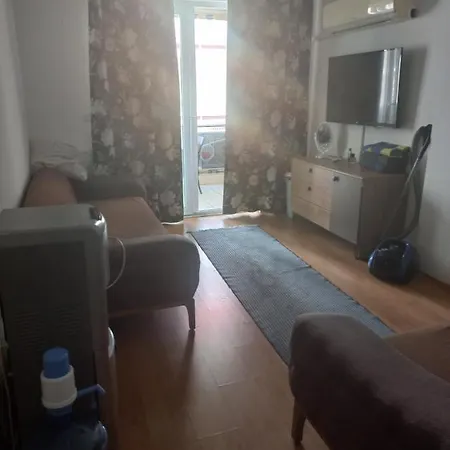 Selma'S Home-2